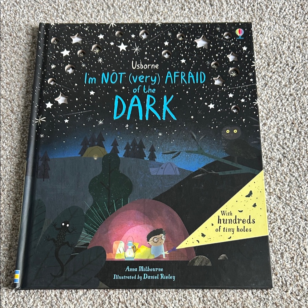 Born 'Im Not (Very) Afraid of the Dark' Book with Black and Blue Cover